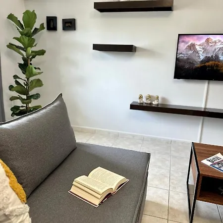Holiday home Mylos ηome
